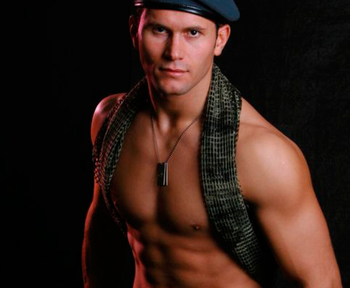 Esteban - Boy para despedidas de soltera en Santiago de Compostela